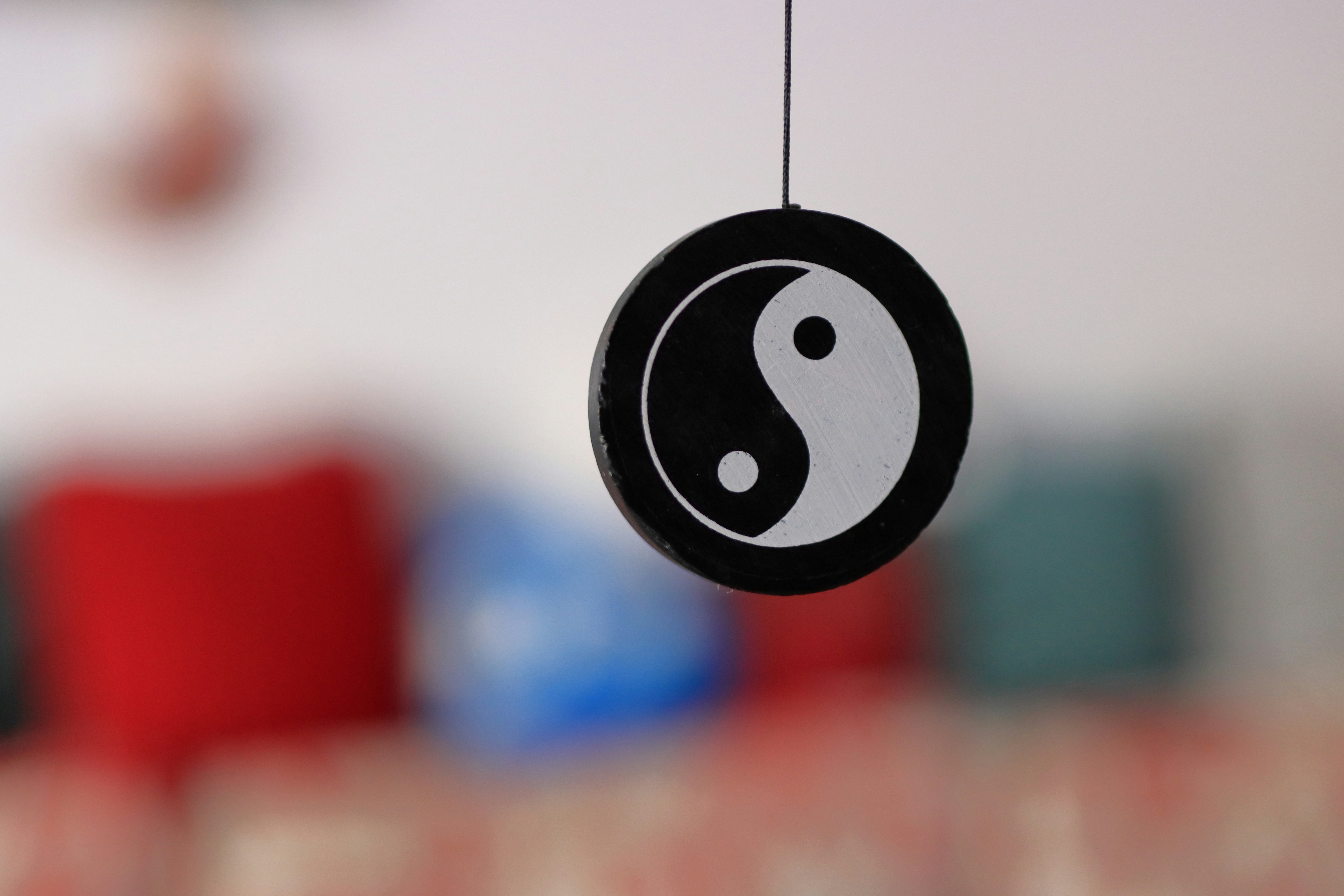 yin yang gabriel vasiliu HMW2pTTDfUo unsplash